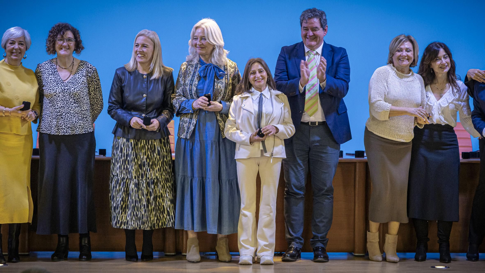 Las imágenes del acto de homenaje al personal sanitario jubilado de los hospitales Puerta del Mar y San Carlos de Cádiz