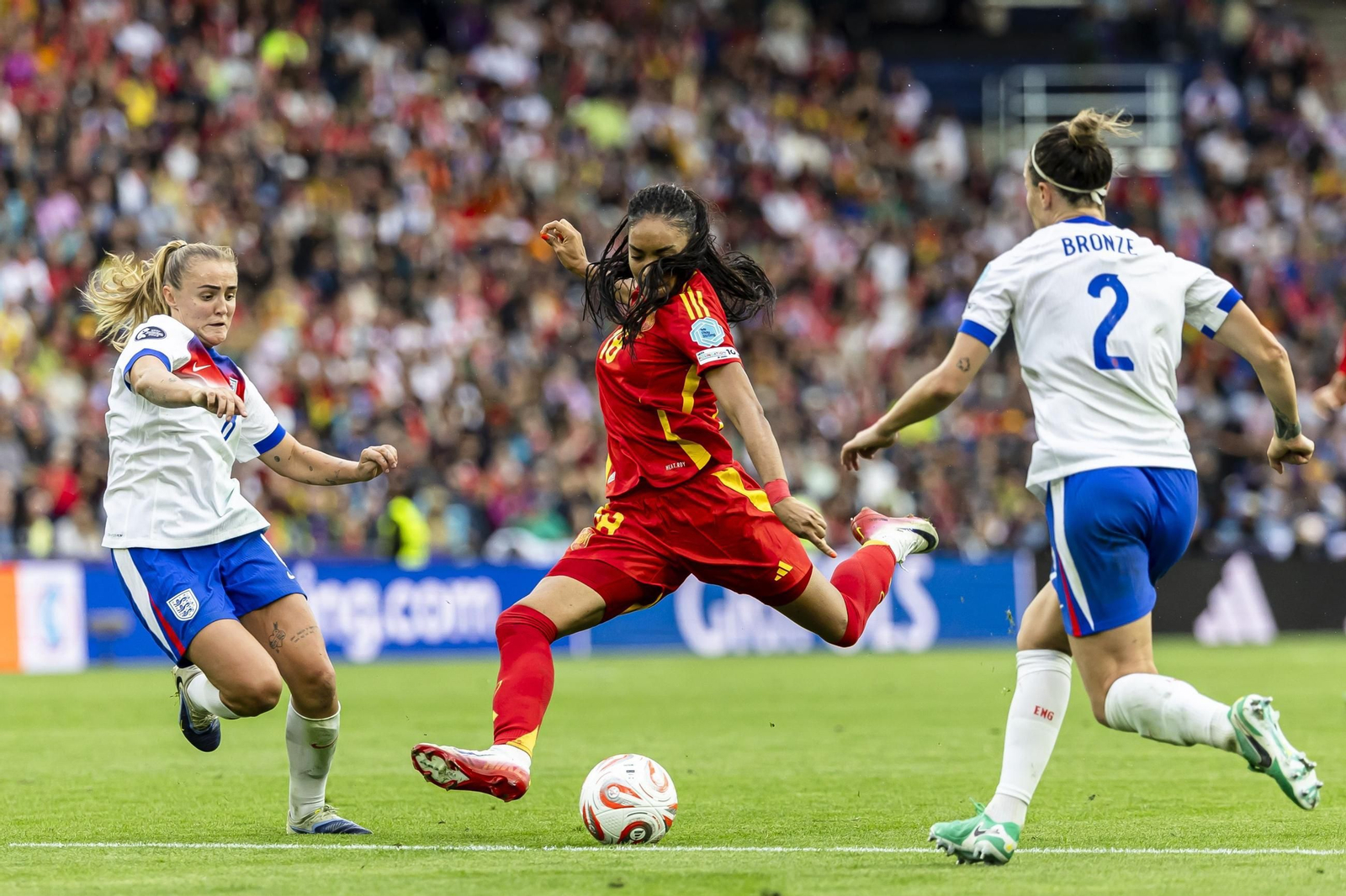 Las mejores imágenes de la final España - Inglaterra de la Eurocopa femenina