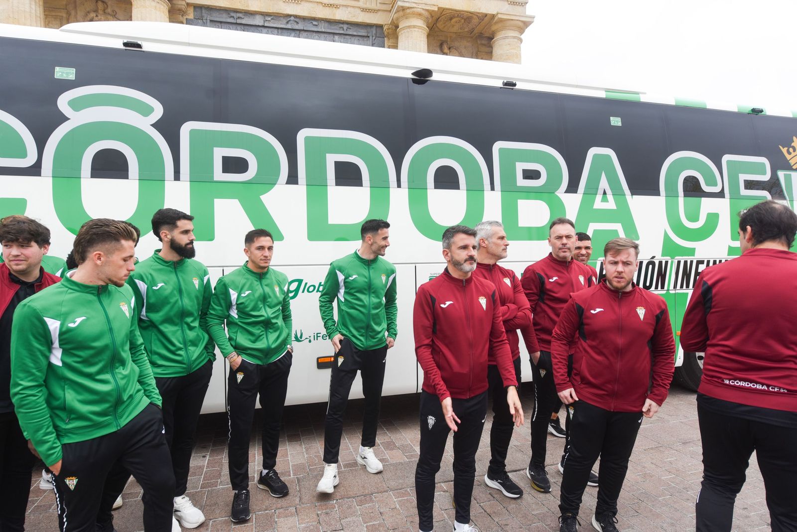 Las mejores fotos de la presentación del nuevo autobús del Córdoba CF