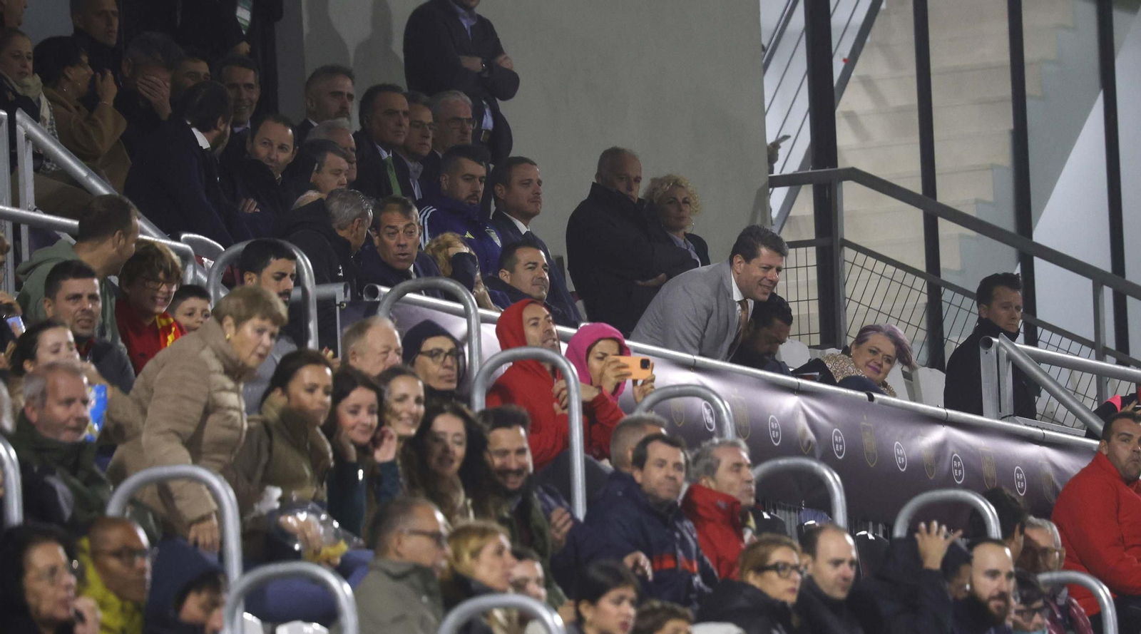 Búscate en el España-Inglaterra sub-21 de la inauguración del Ciudad de La Línea