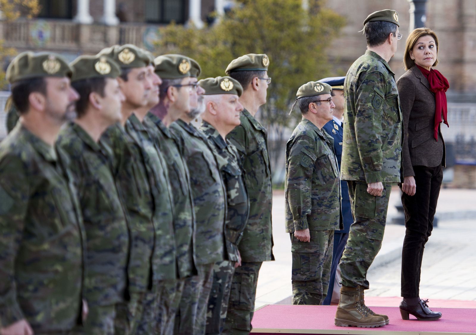 La visita de De Cospedal al Cuartel General de la Fuerza Terrestre.
