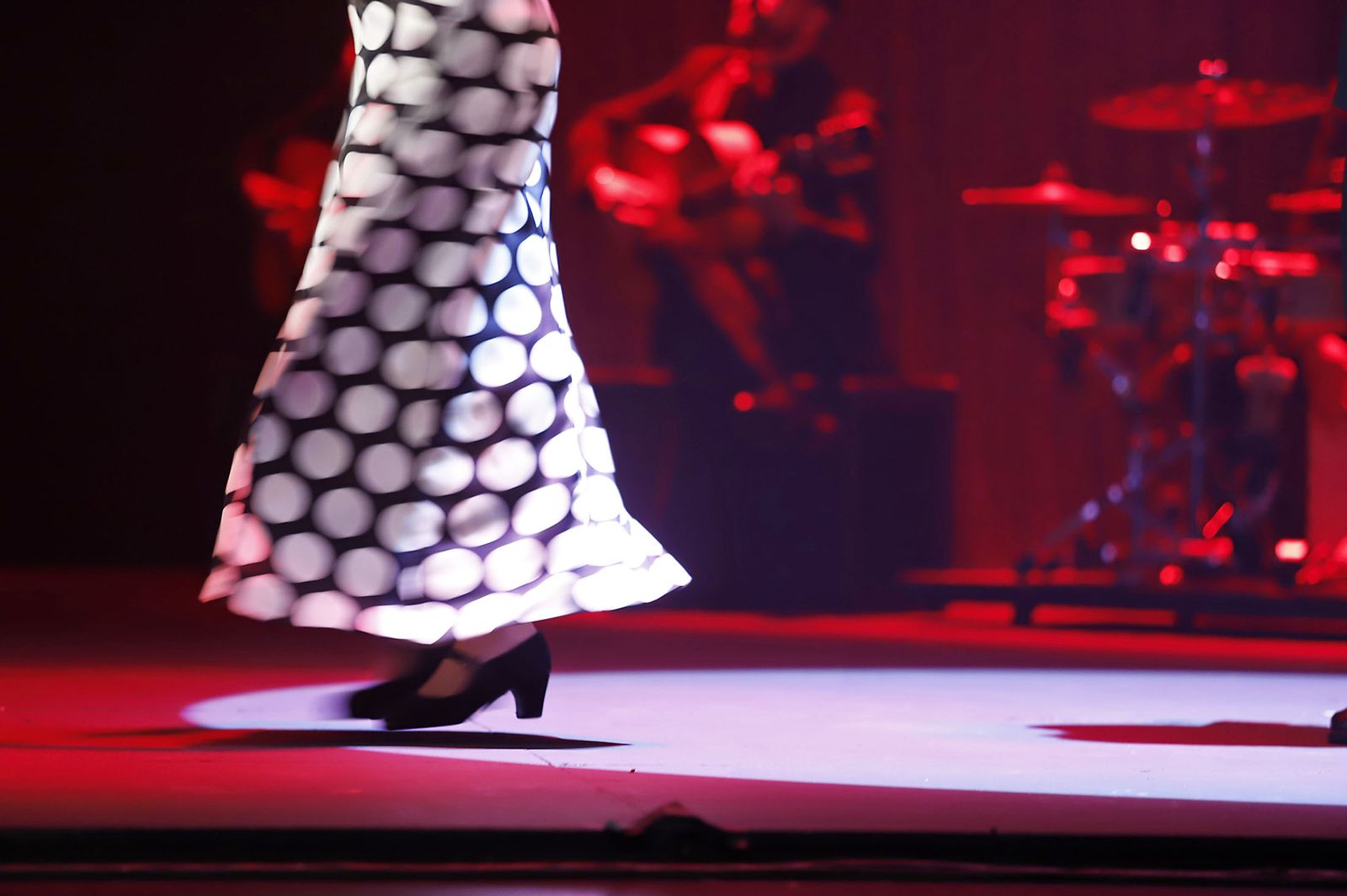 La actuación de Sara Baras en la Casa Colón de Huelva en imágenes