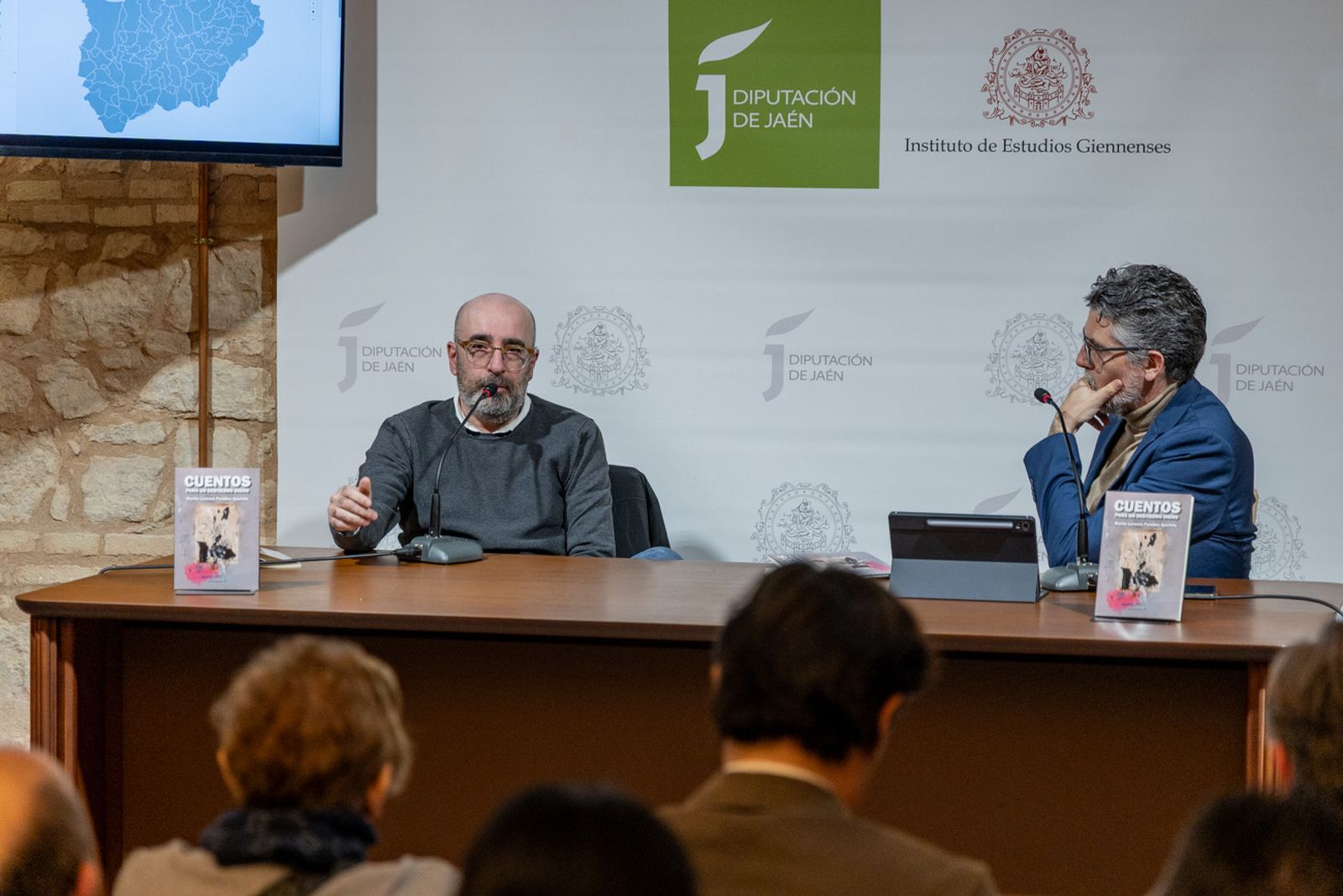 Presentación del libro 'Cuentos para un destierro digno' del autor jiennense Martín Paredes