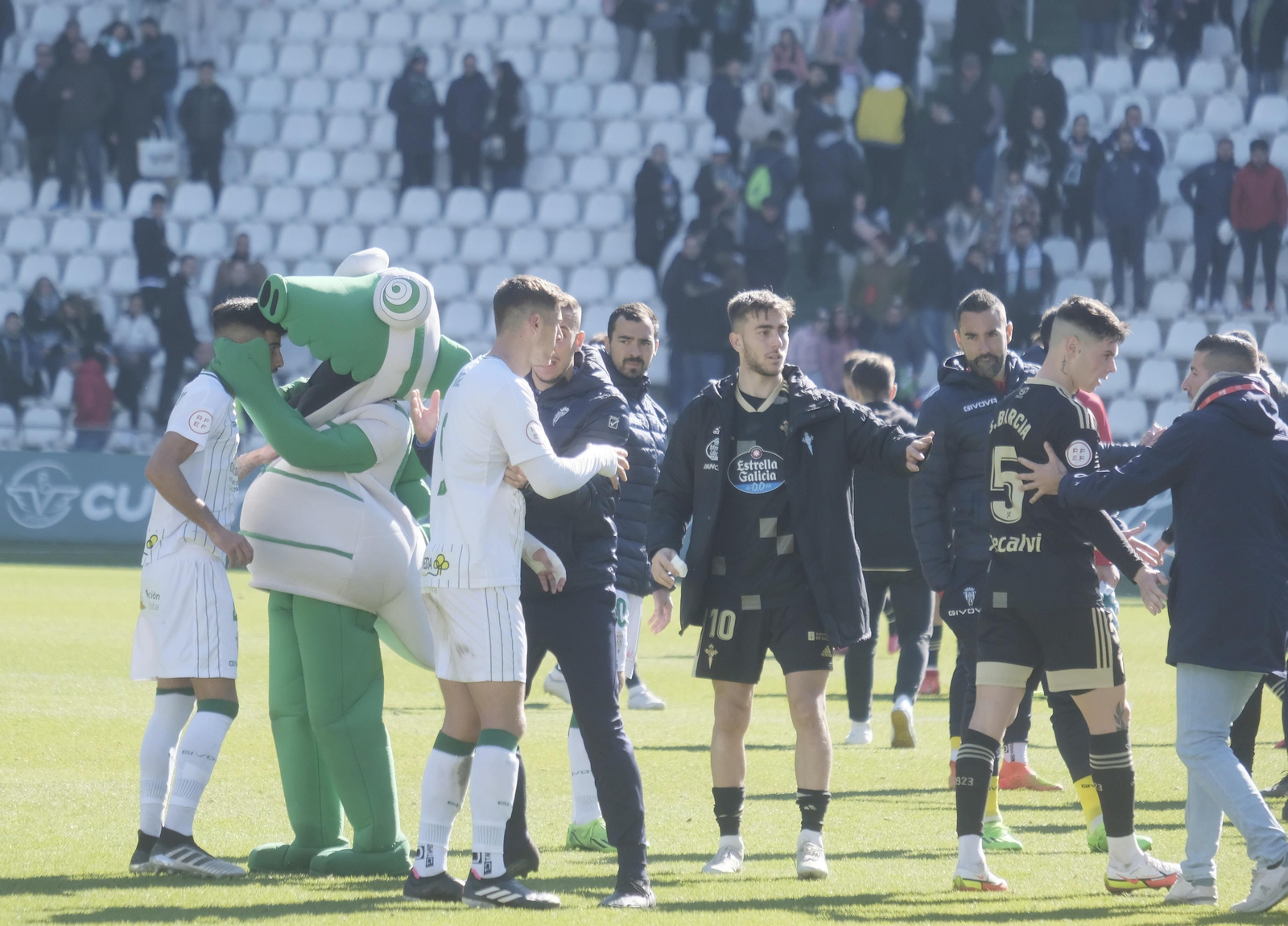 Las fotos del partido entre el Córdoba  CF y el Celta de Vigo B