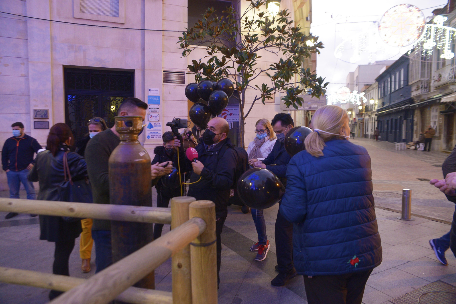 Fotos de la concentracíon de los hosteleros de La Línea