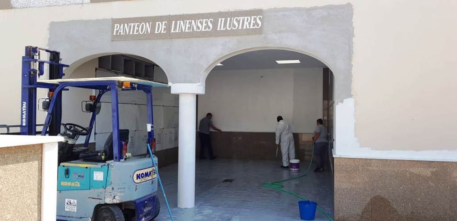 Los trabajos que se llevan a cabo en el Panteón de los Ilustres.