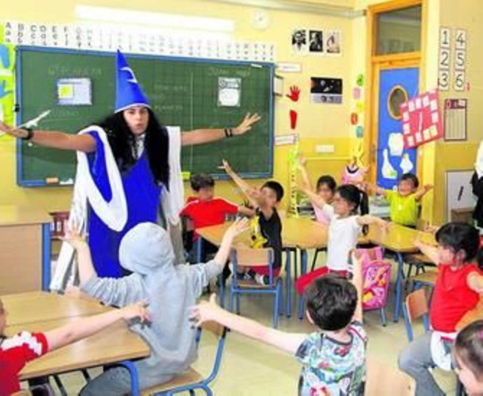 Actividad de coeducación en el CEIP Mariana Pineda, en Arroyo de la Miel.