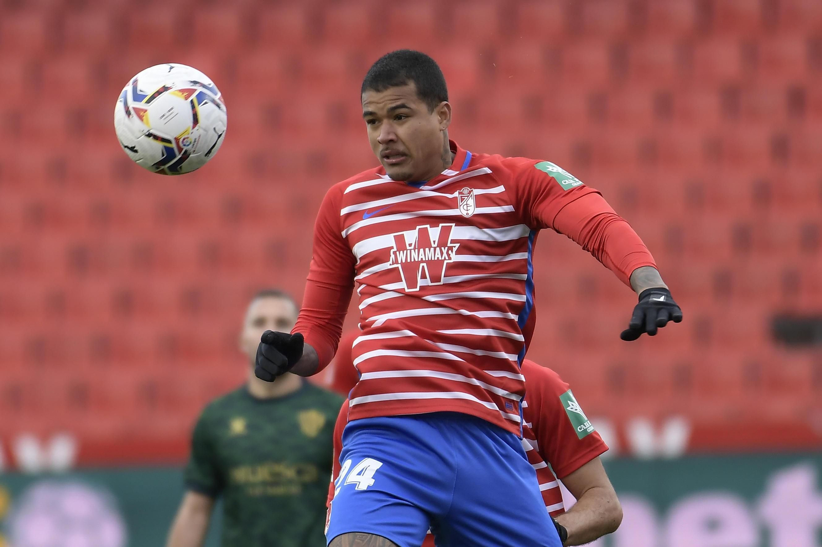 Kenedy está cedido por el Chelsea en el Granada CF.