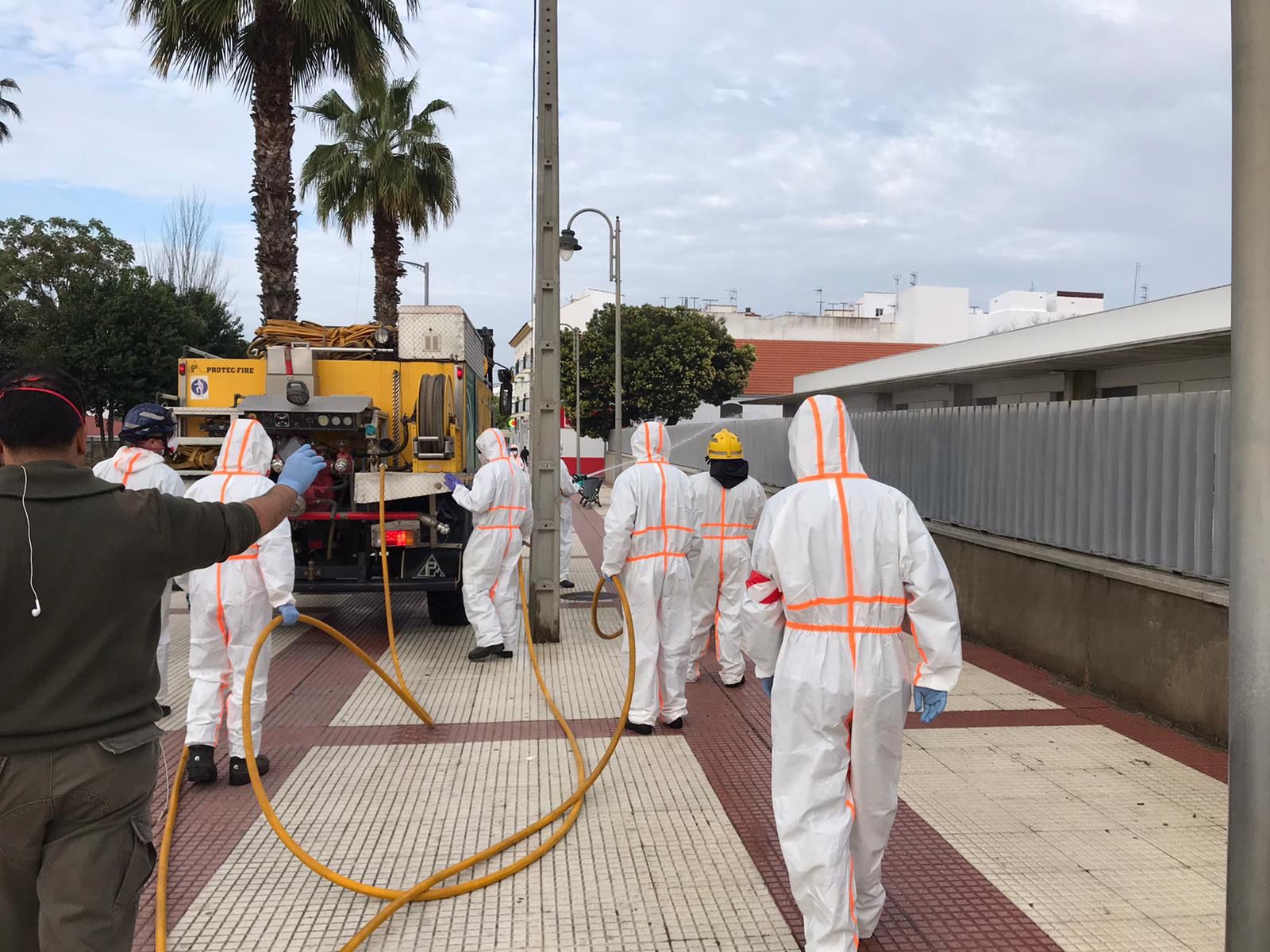 Labores de desinfección en Cartaya.