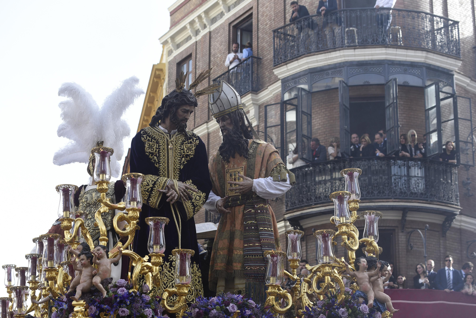 Las imágenes del Santo Entierro Grande por la Campana