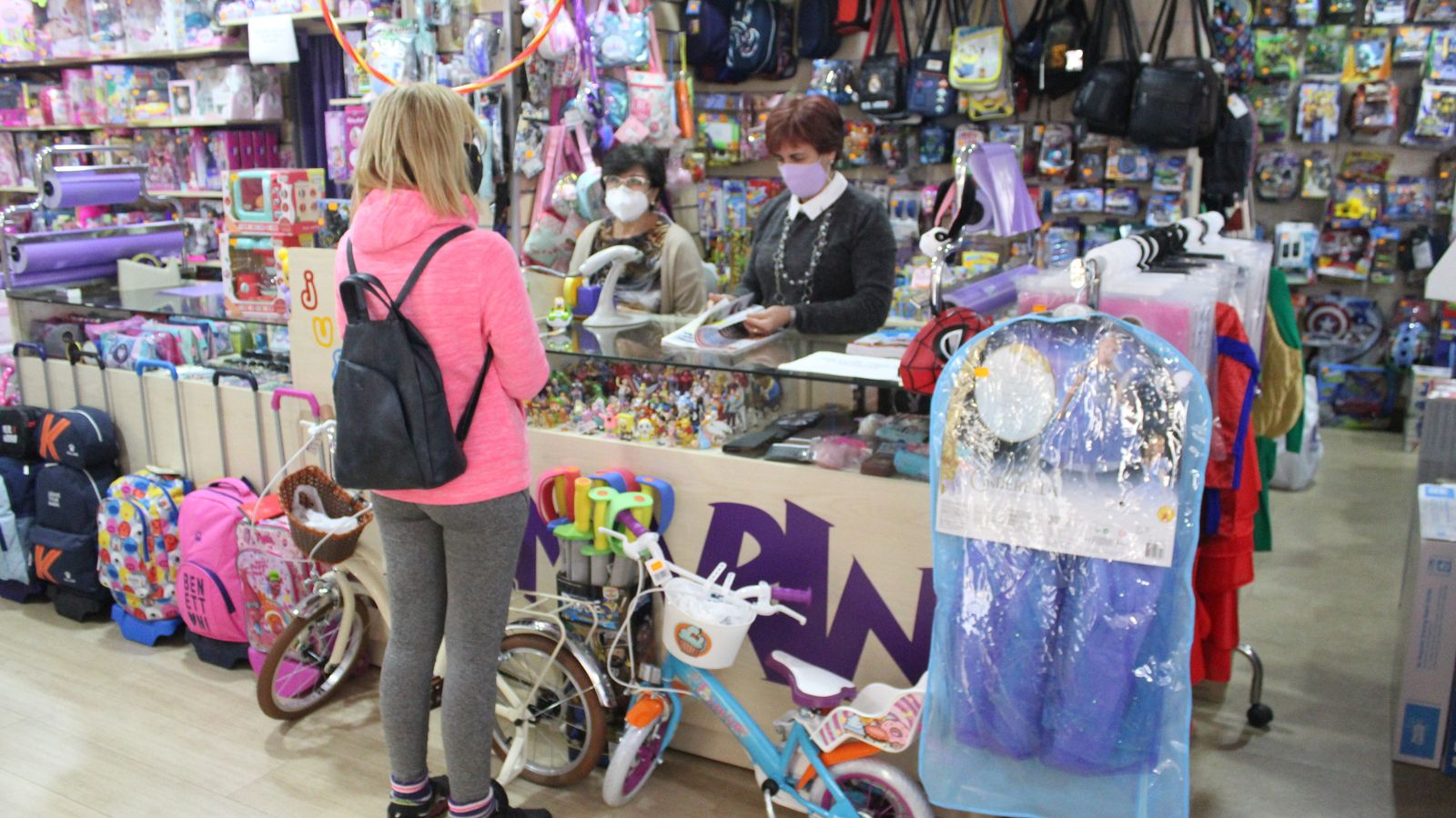 Las jugueterías ya pueden cerrar a las 20:00 horas.