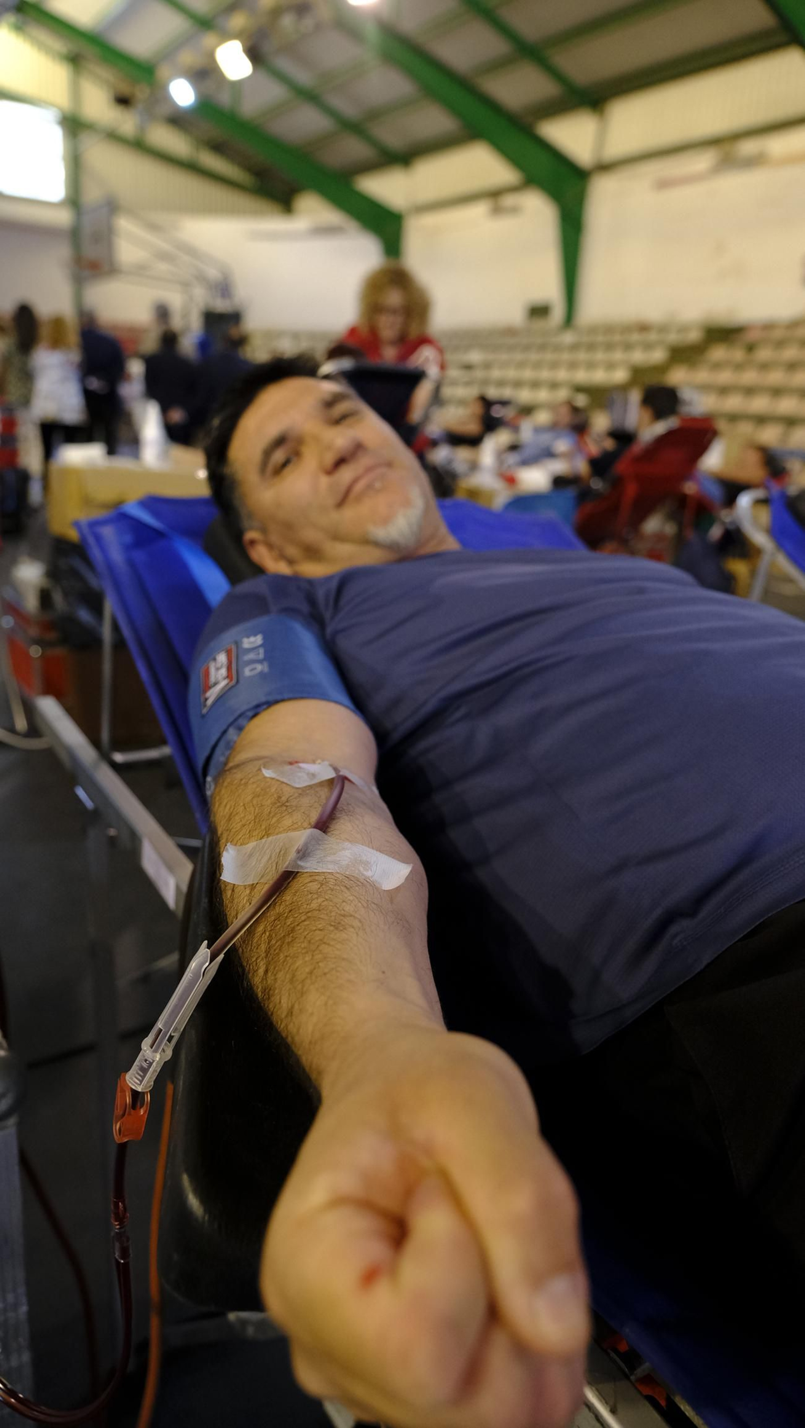 Imágenes de la donación colectiva de sangre y plasma en el Pabellón Rafael Florido
