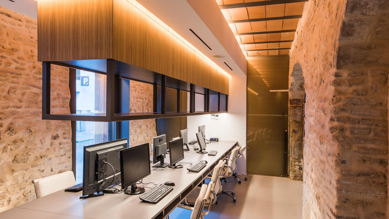 ESTUDiO GÓMEZ&RIVERO