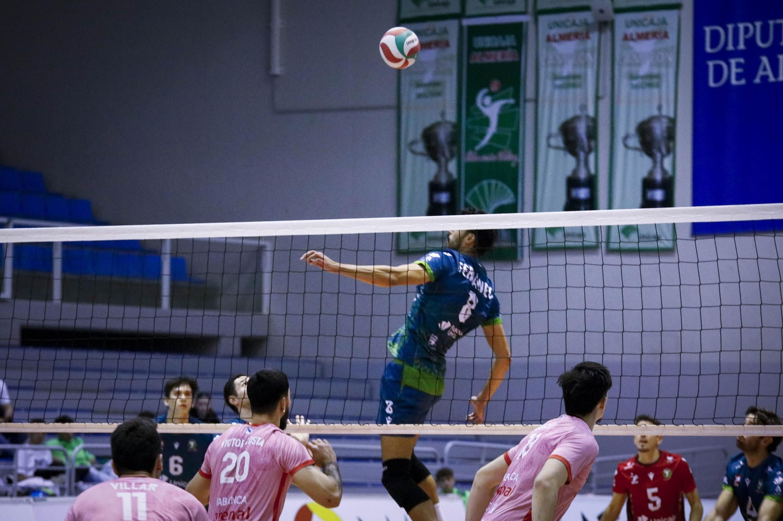 Unicaja Costa de Almería-Arenal Emeve de la Superliga, en imágenes