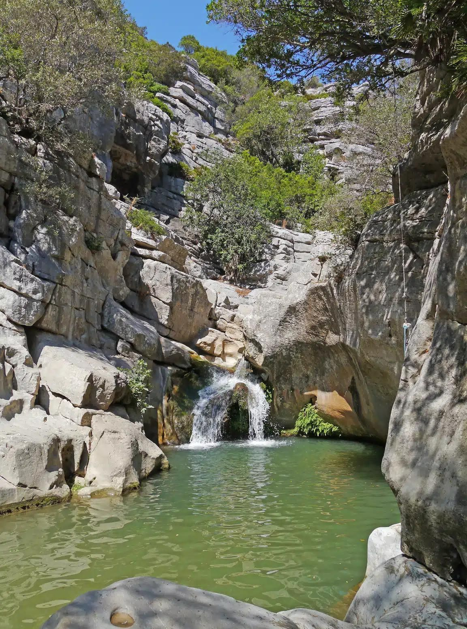 Charco del Infierno en Casares.