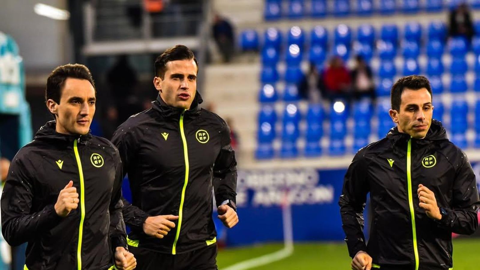 Los dos colegiados jiennenses cuenta con experiencia notable en Segunda División. Los dos colegiados jiennenses cuenta con experiencia notable en Segunda División.