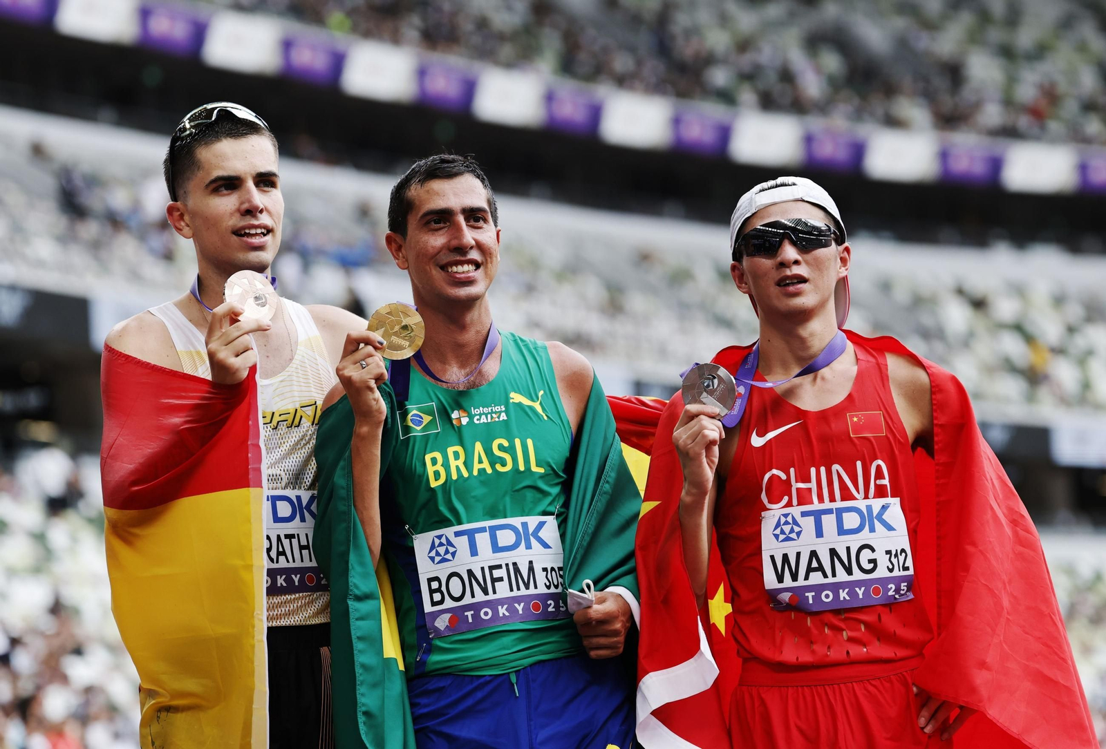 Las mejores fotos del nuevo oro mundial de María Pérez