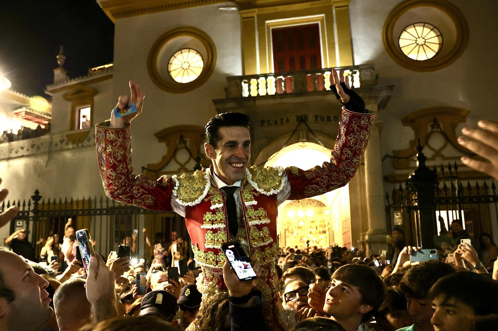 Primera corrida de San Miguel. S.Castella, A Talavante y D Luque