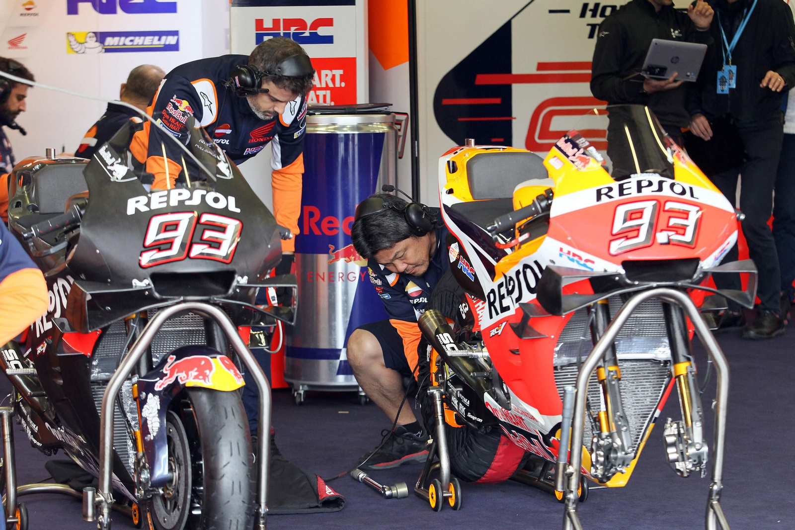 Primer día de los equipos de MotoGP en Jerez