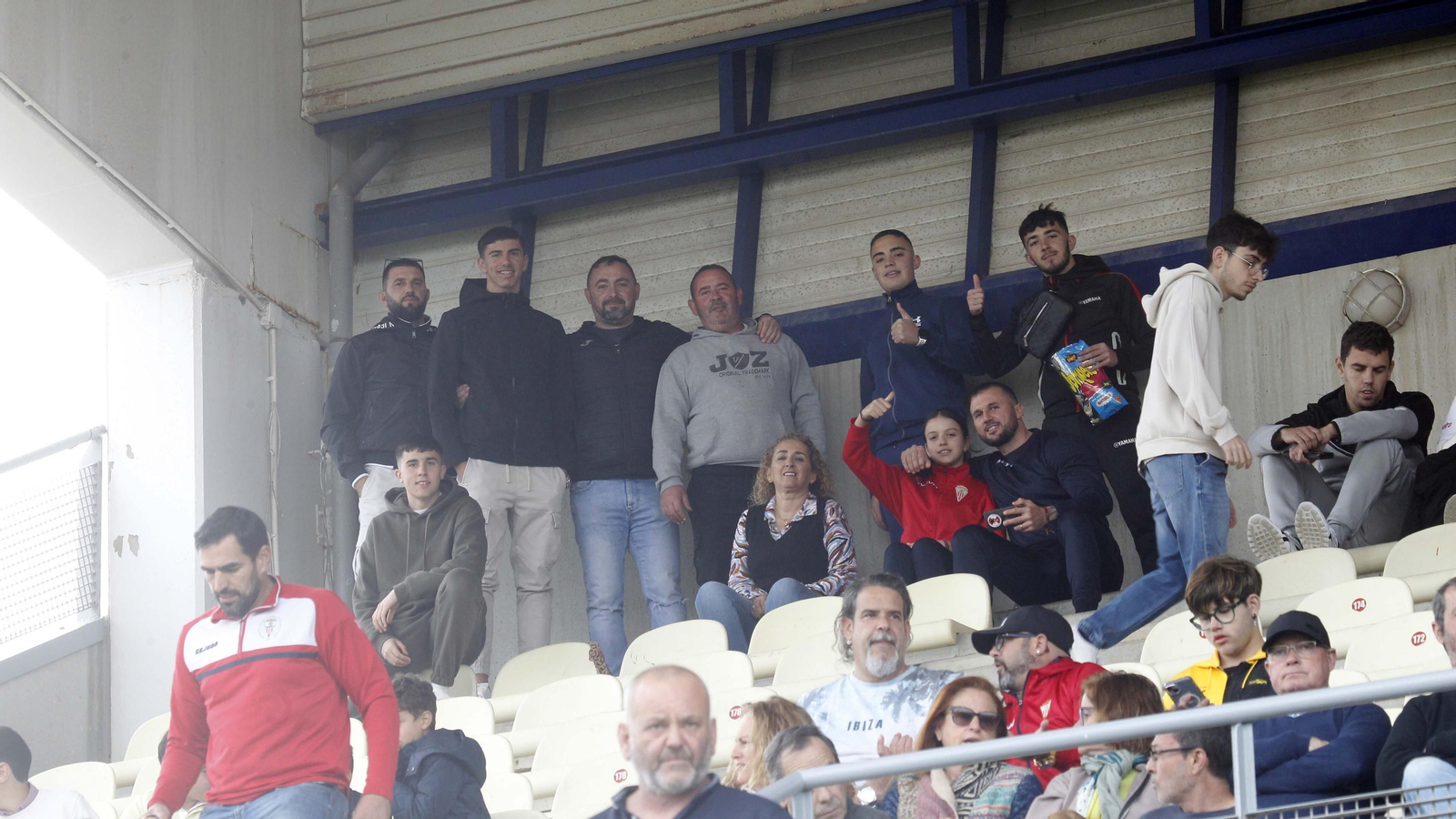 Búscate en el Algeciras CF  - Linares de Primera Federación