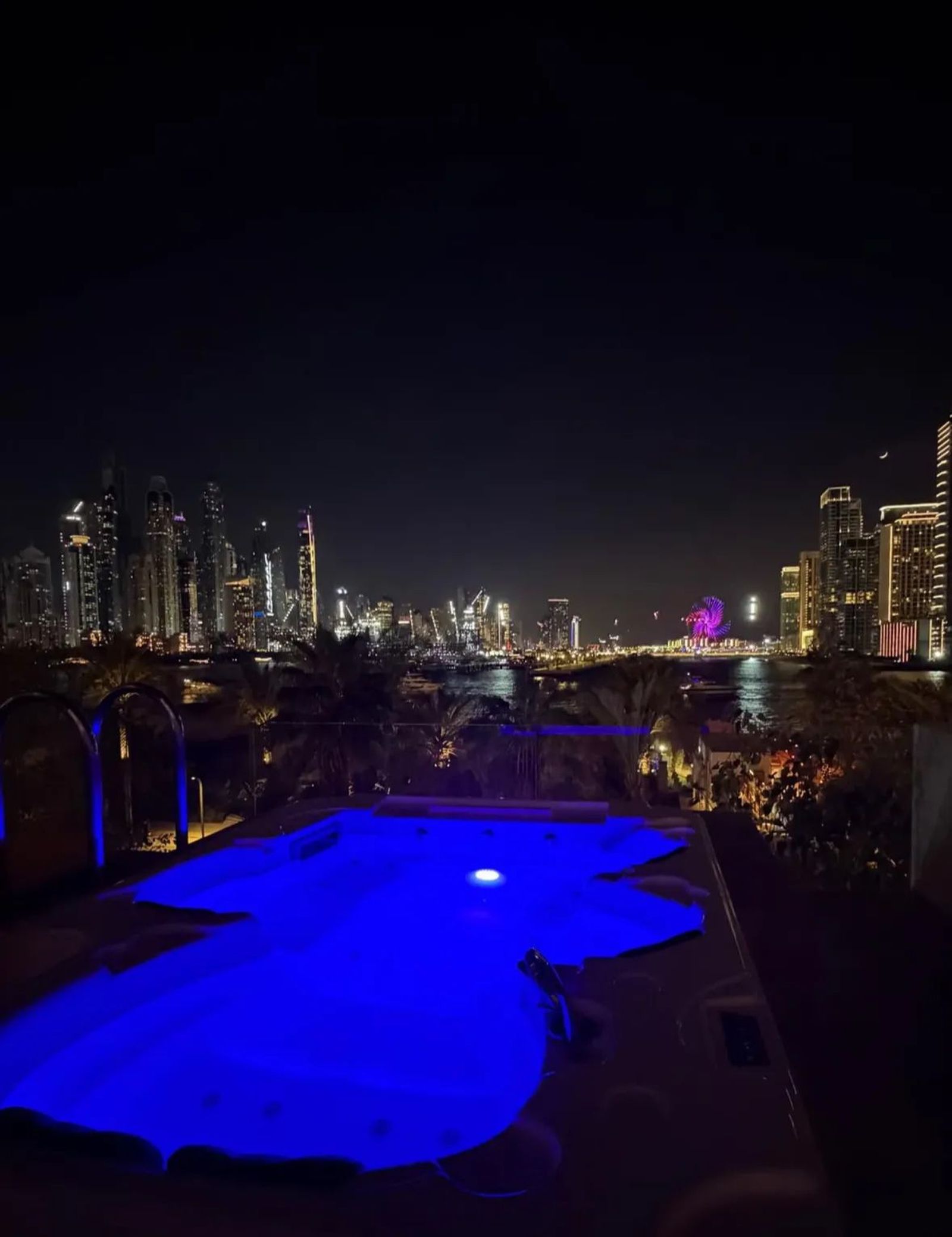 Las exóticas vacaciones de Dean Huijsen