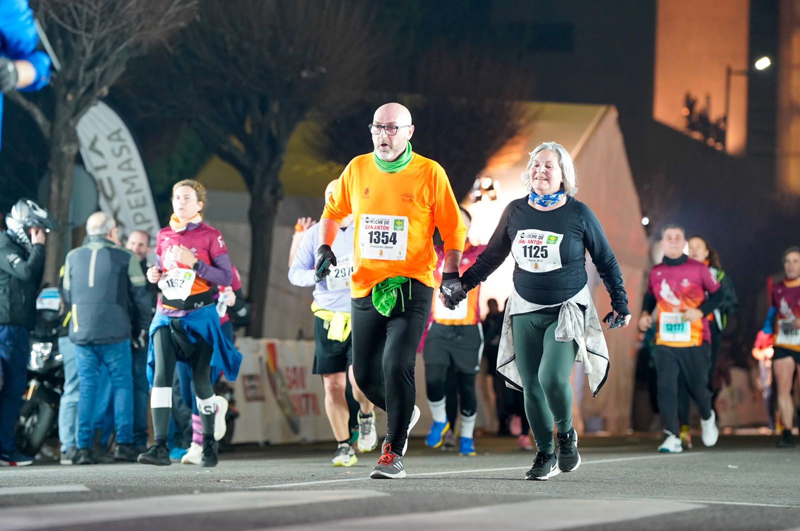 En imágenes: búscate en tu llegada a meta de la Carrera de San Antón 2026 (4)