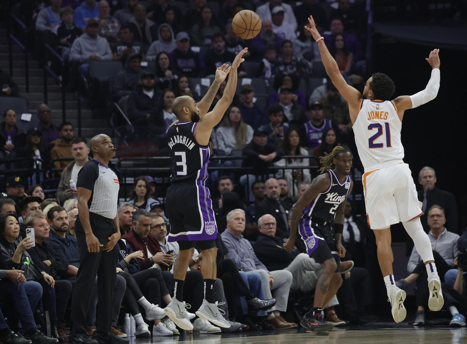 Domas Sabonis roza el triple doble ante los Suns
