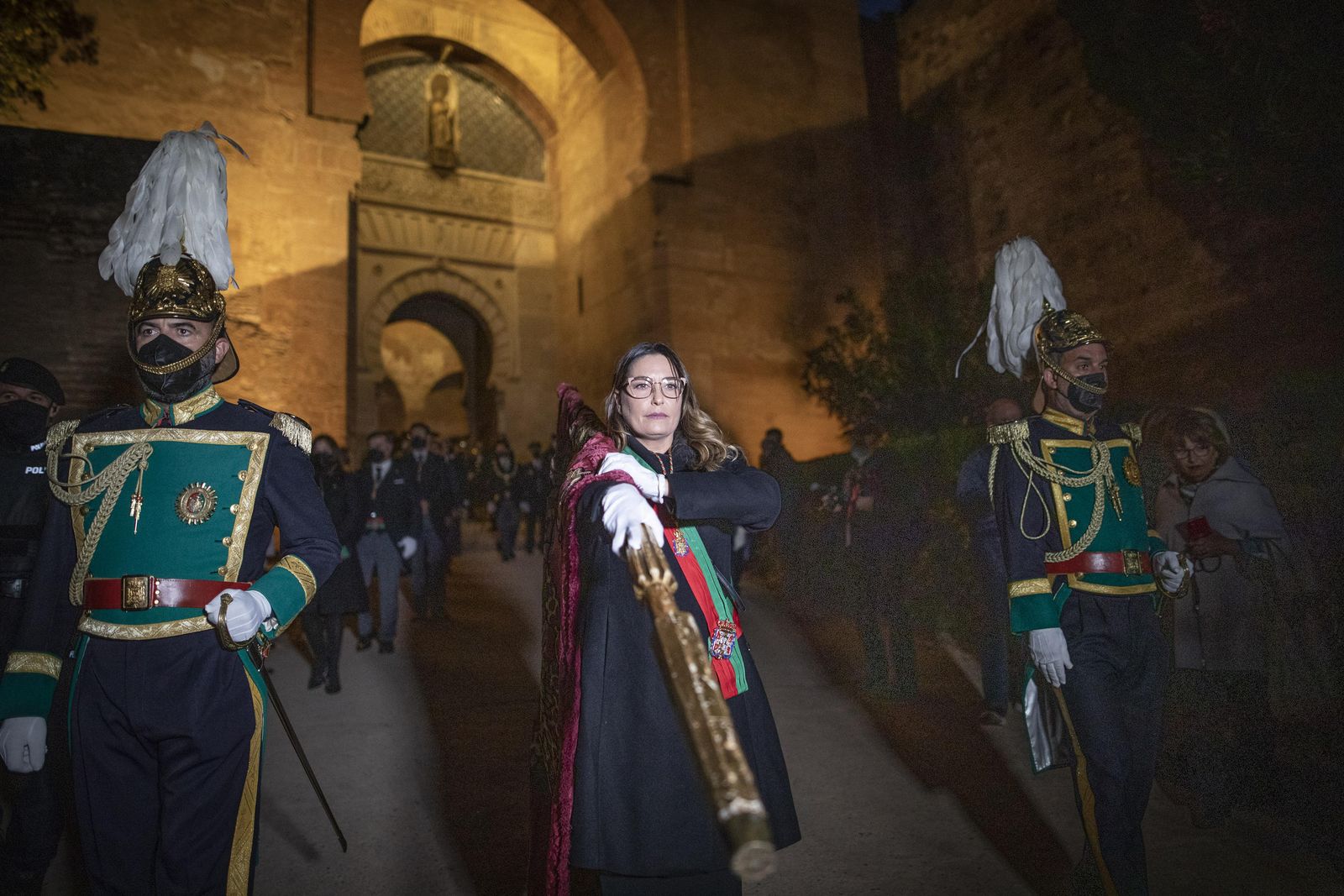 Fotos: el homenaje del quinto centenario del traslado de los restos de los Reyes Católicos