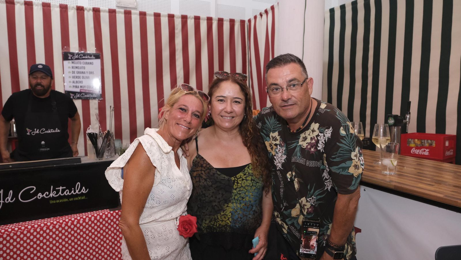 Los almerienses disfrutan del lunes en la Feria del Mediodía