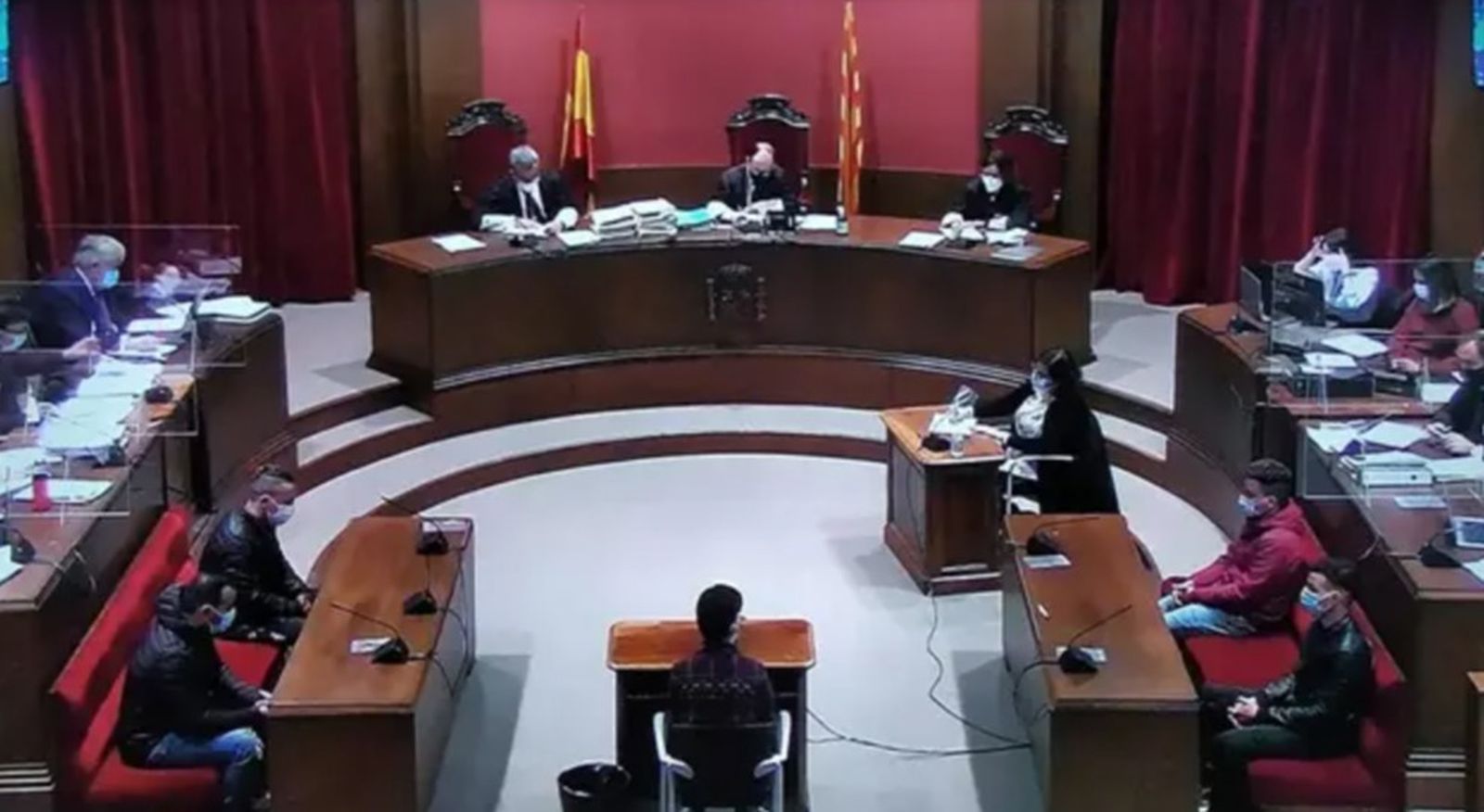 Imagen del juicio a la conocida como Manada de Sabadell, celebrado en la Audiencia de Barcelona.