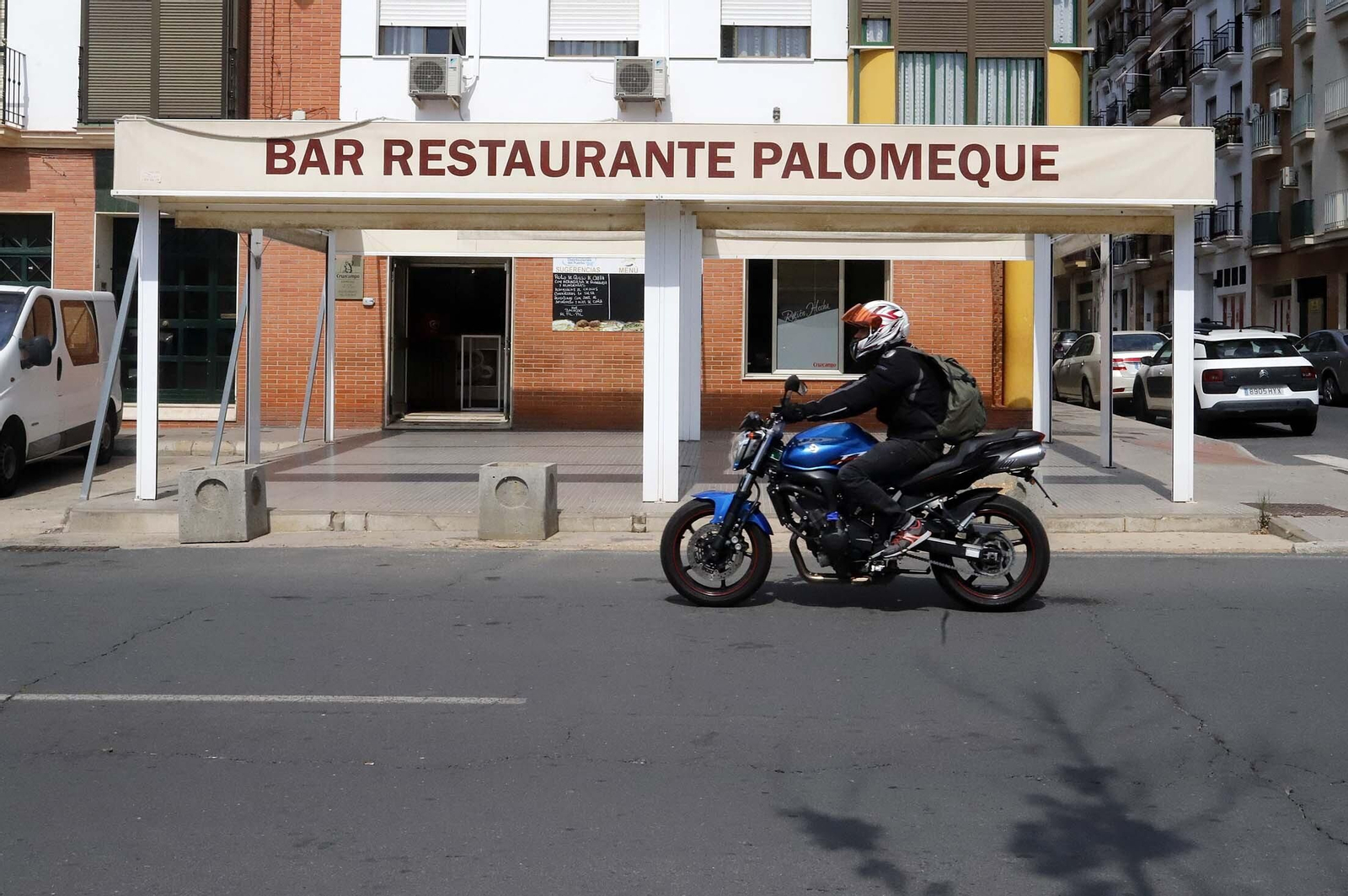 Un paseo en imágenes por la Plaza del Antiguo Estadio y sus alrededores