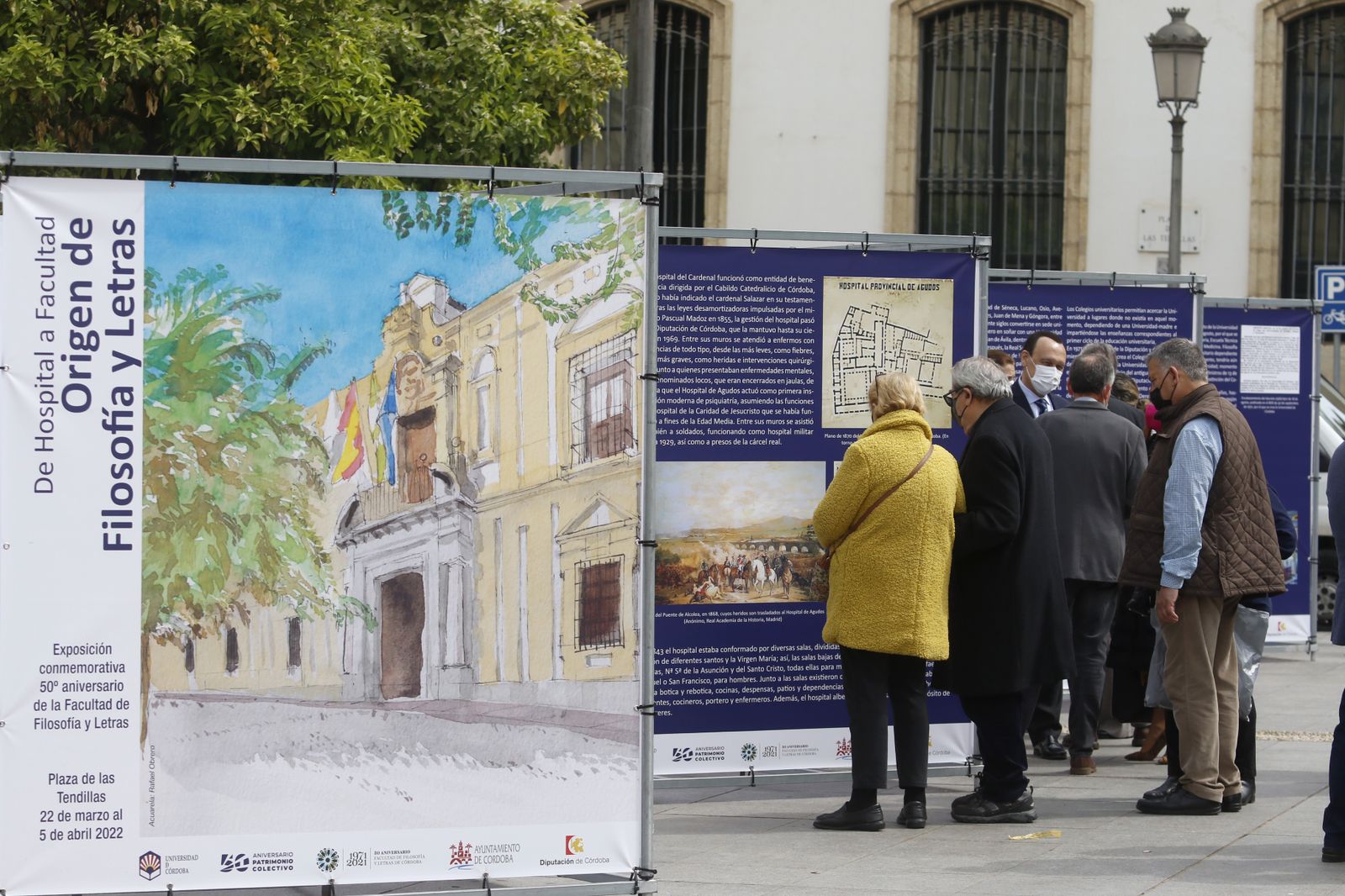 La exposición de la historia de la Facultad de Filosofía y Letras de Córdoba, en imágenes