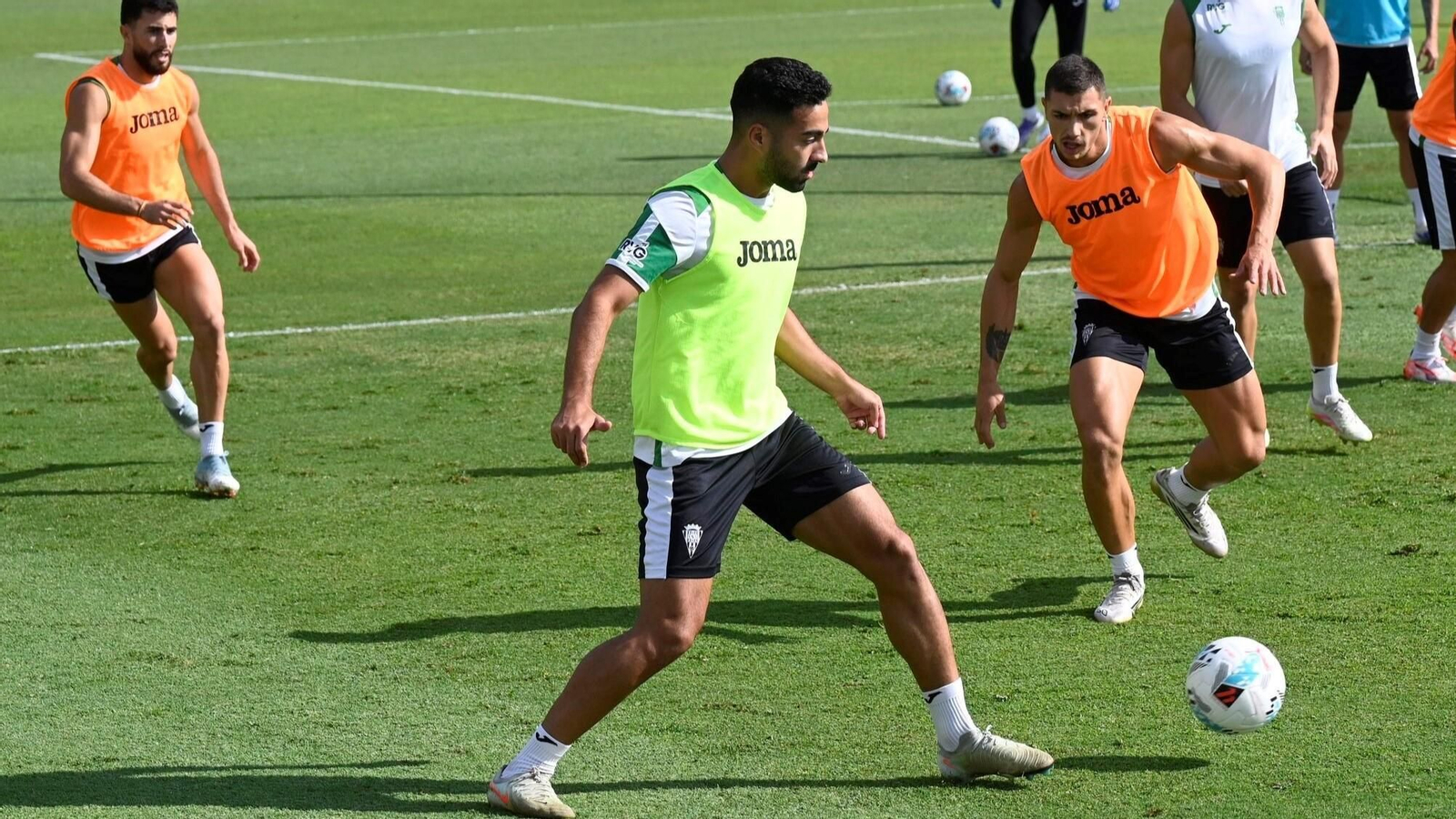 Rubén Alves, en un entrenamiento del Córdoba CF en la Ciudad Deportiva.