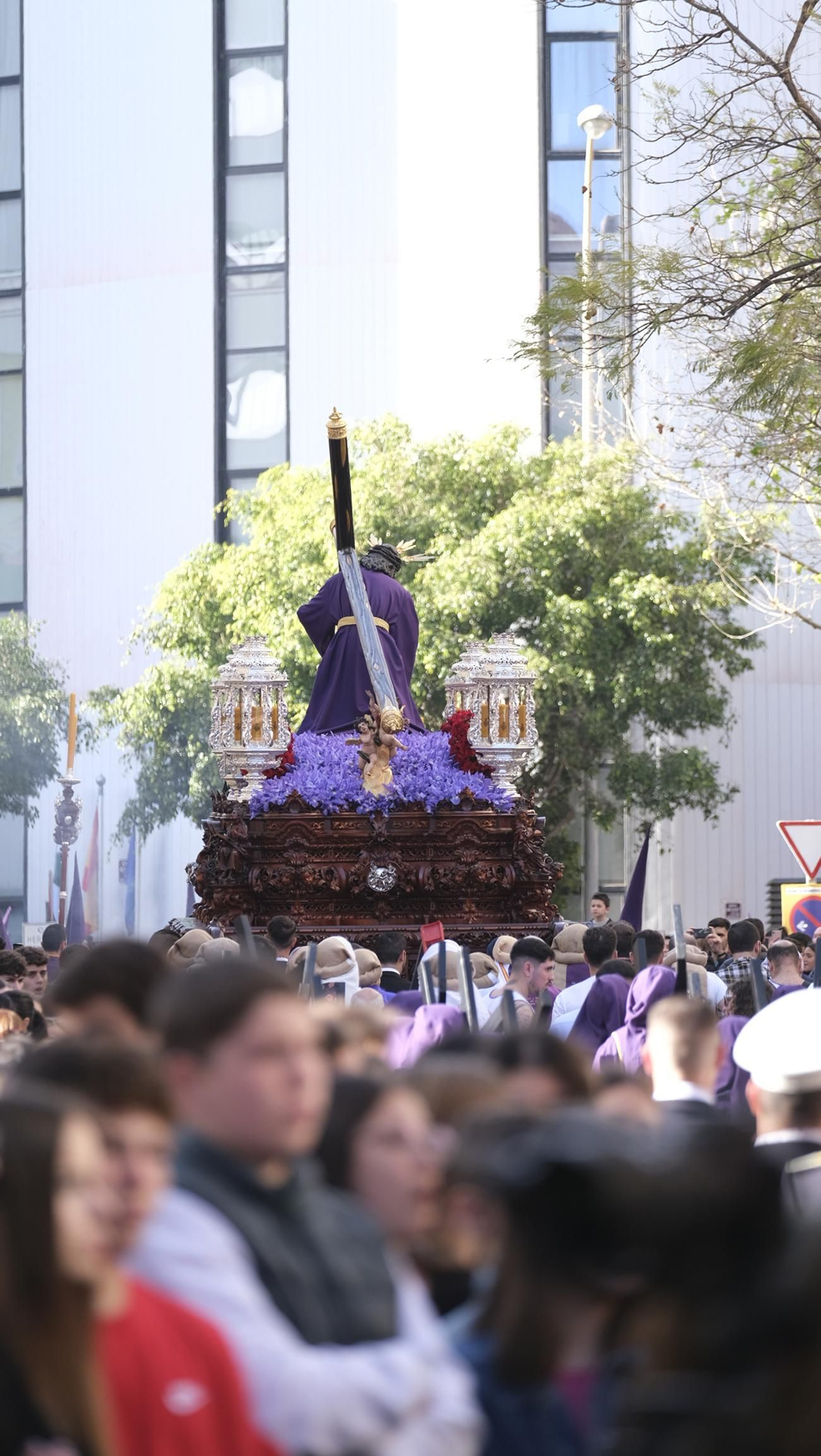 La procesión de Pasión en Almería, en imágenes