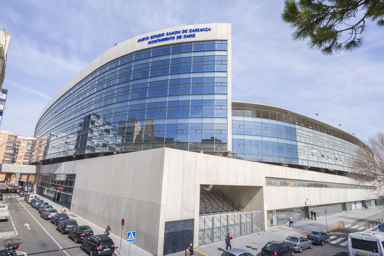 El hospital Doctor López Cano se instalará en los bajos de la Tribuna del Estadio situados junto al Fondo Sur.
