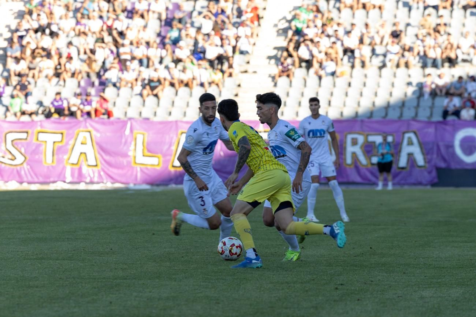 Las mejores imágenes del Real Jaén - CD Huétor Tájar Las mejores imágenes del Real Jaén - CD Huétor Tájar