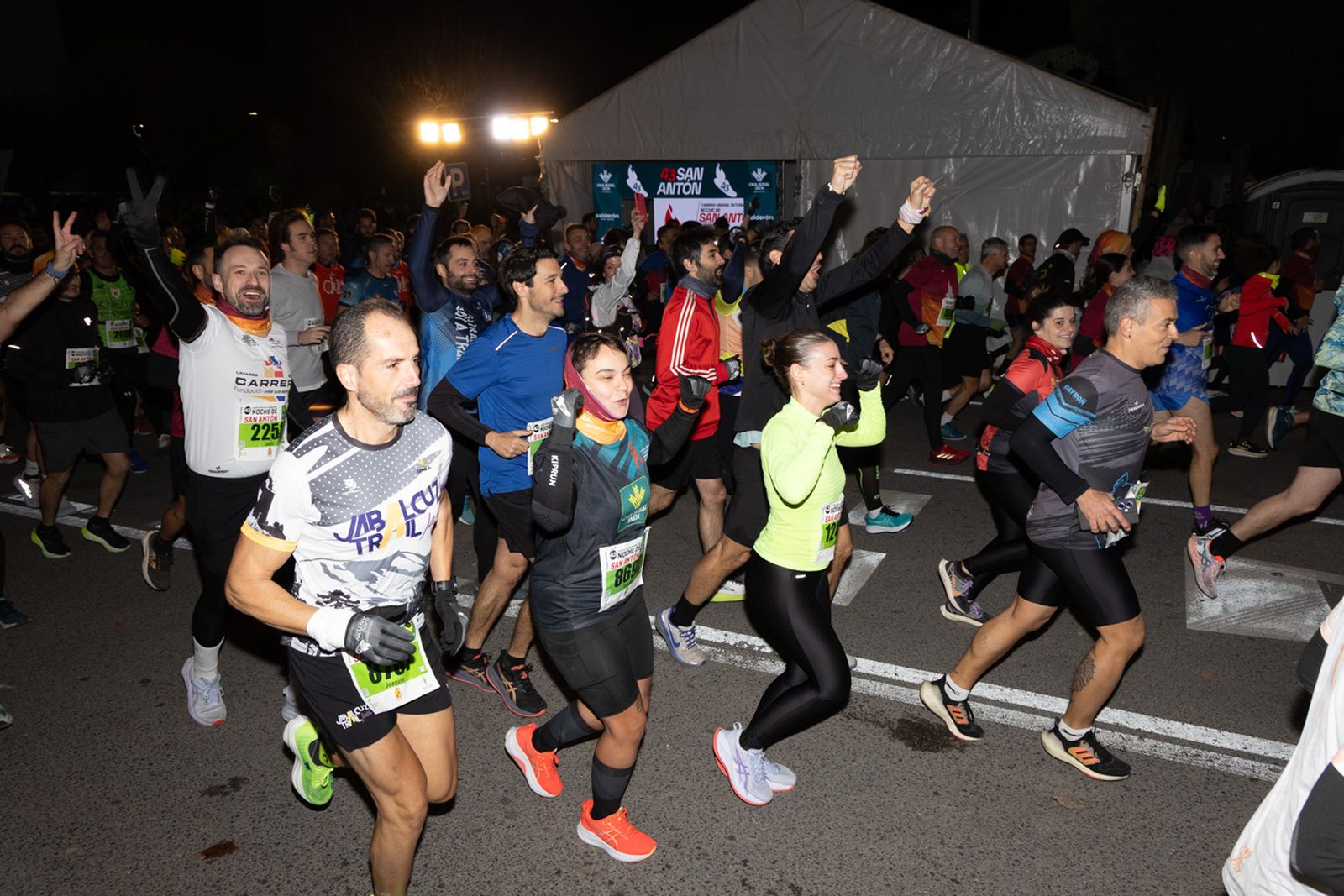 Encuéntrate en la salida de la Carrera de San Antón 2026 (1), en imágenes