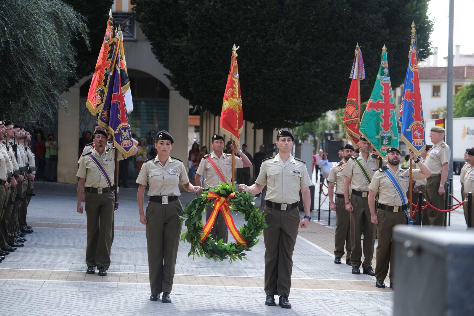 El homenaje de la Brigada de Córdoba al teniente Rafael Carbonell, en imágenes