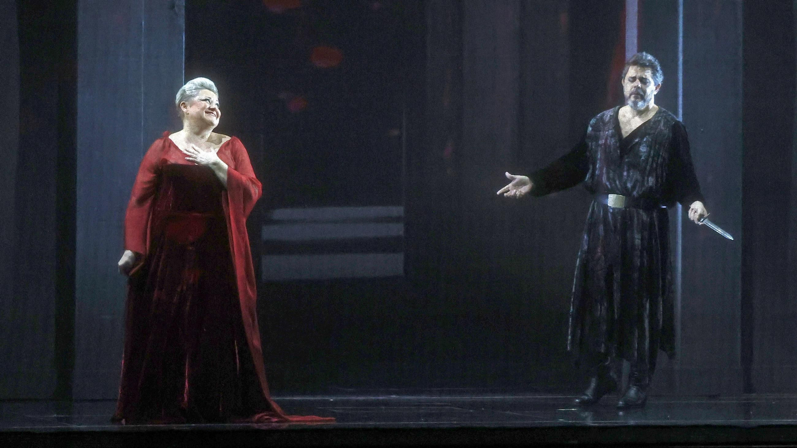 Imágenes de la ópera Macbeth en el Teatro Villamarta de Jerez