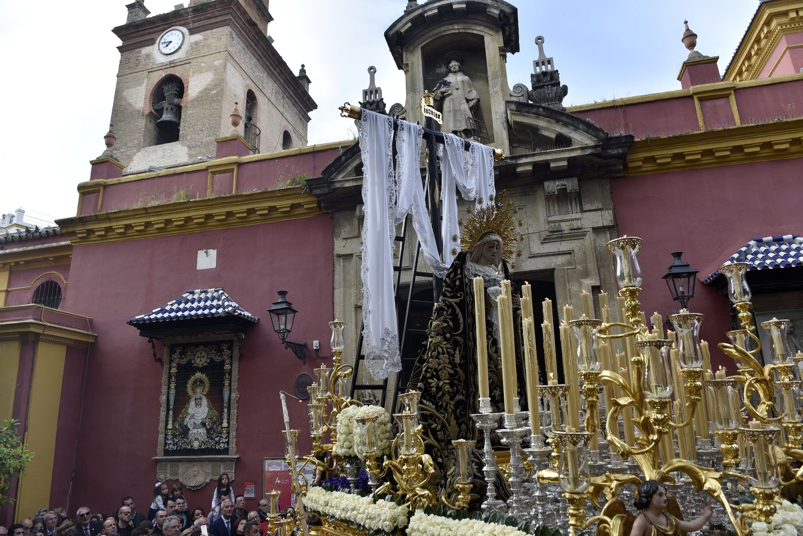 Las imágenes de la Hermandad de la Soledad de San Lorenzo