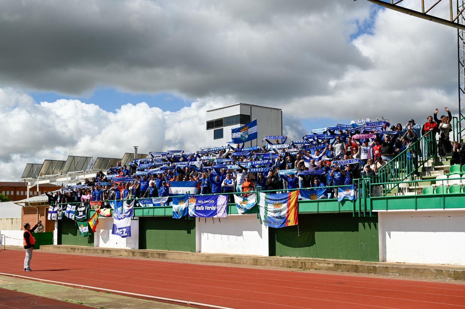 La derrota del Xerez CD en el Romero Cuerda ante el Villanovense en imágenes