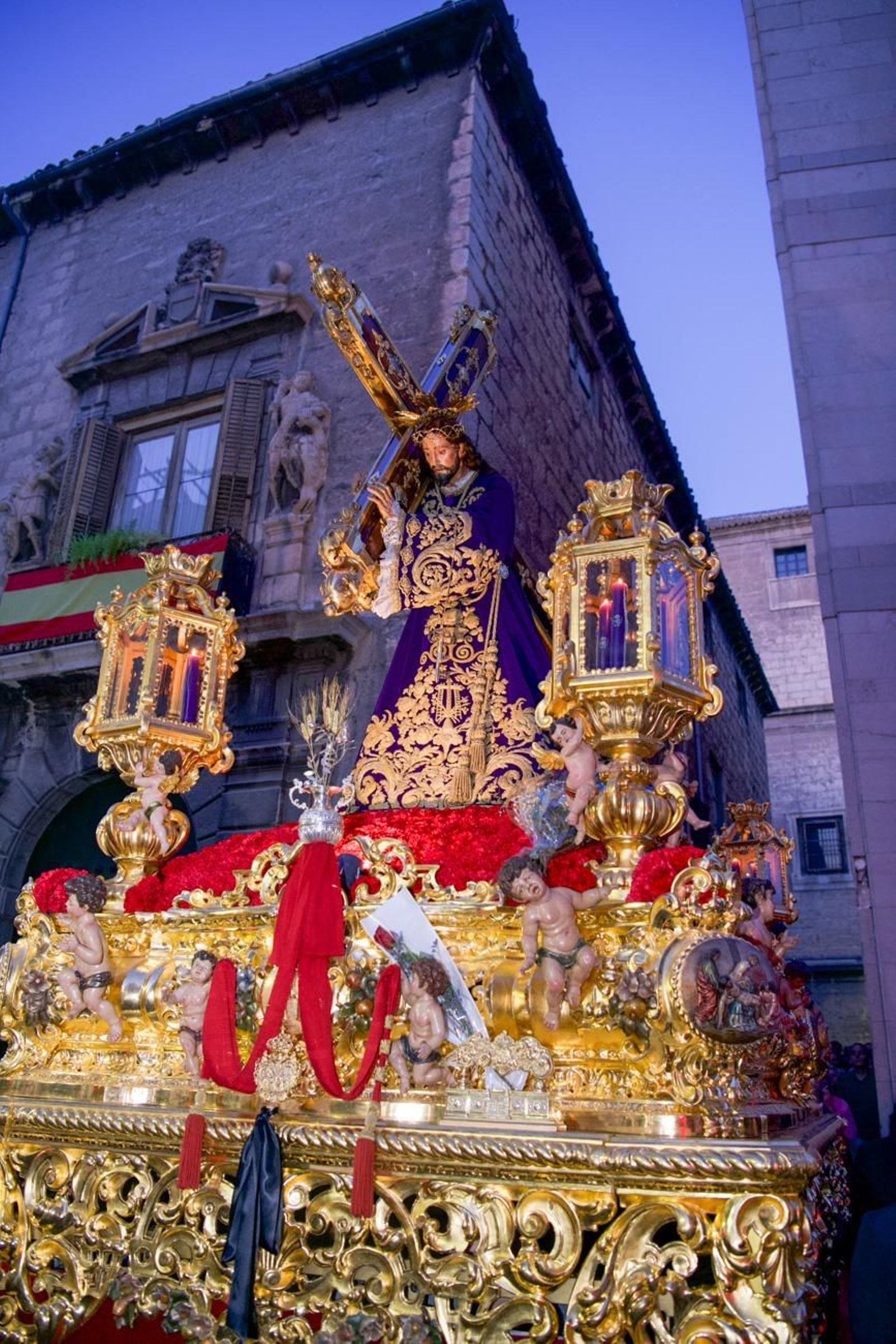El Abuelo abre el camino de la histórica Magna en Jaén