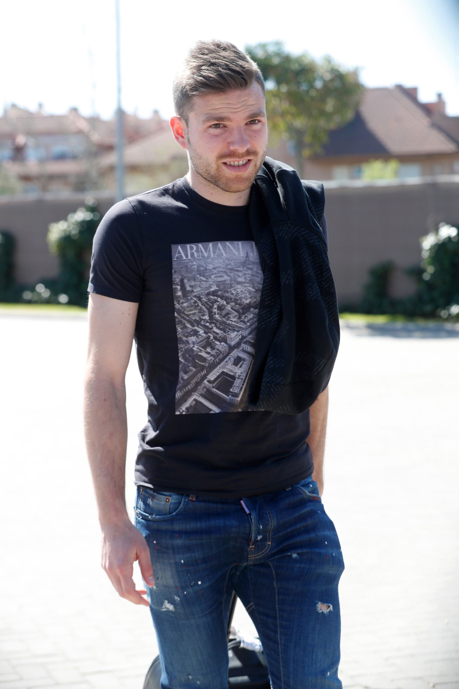 Asier Illarramendi se incorpora a la concentración de la selección.