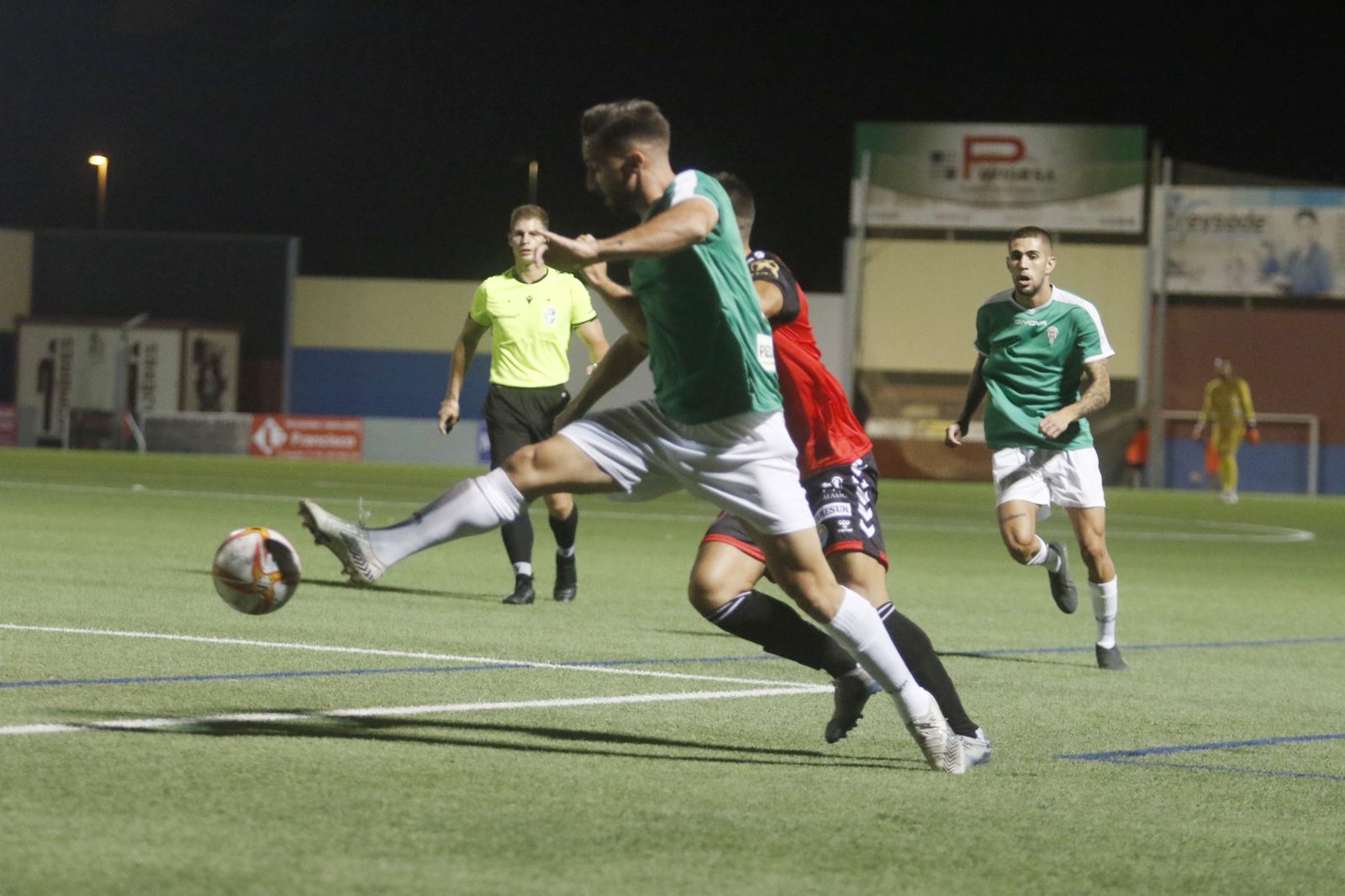 La victoria del Córdoba CF ante el Salerm Puente Genil, en imágenes