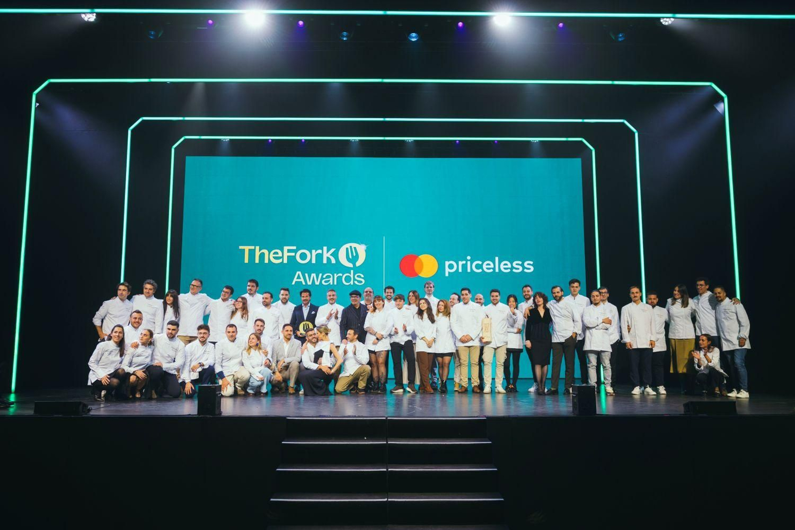 Foto de familia con los finalistas de The Fork Awards 2025