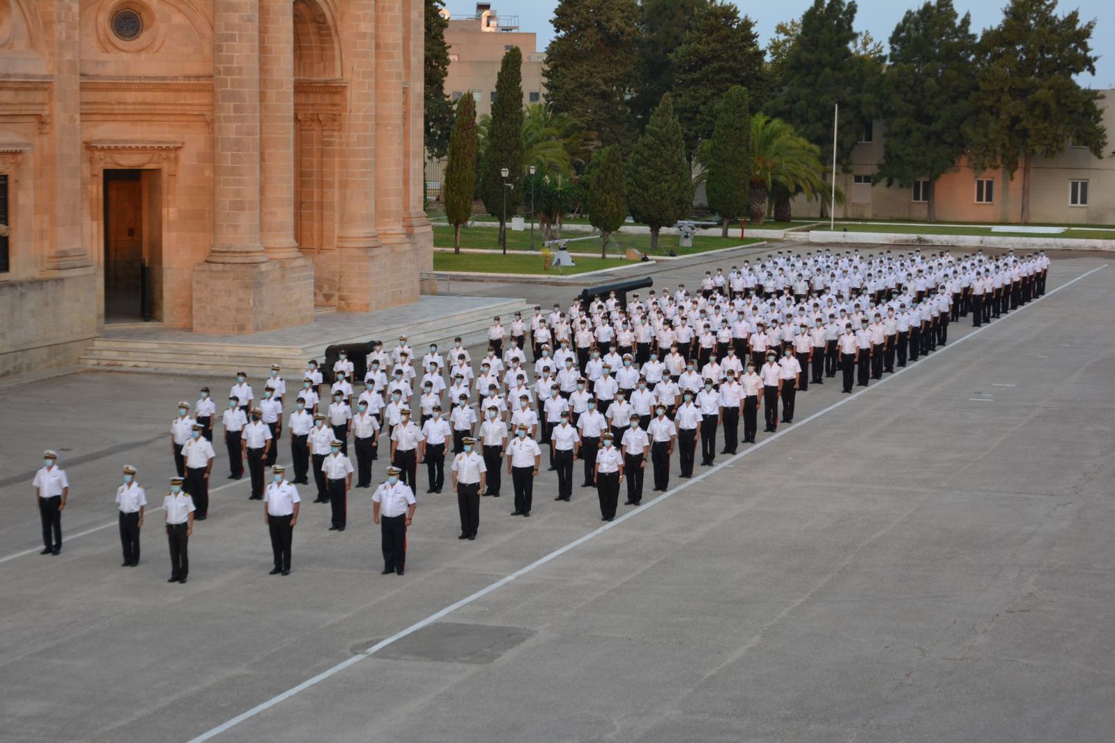 Formación de los alumnos en la Escuela de Suboficiales de la Armada.