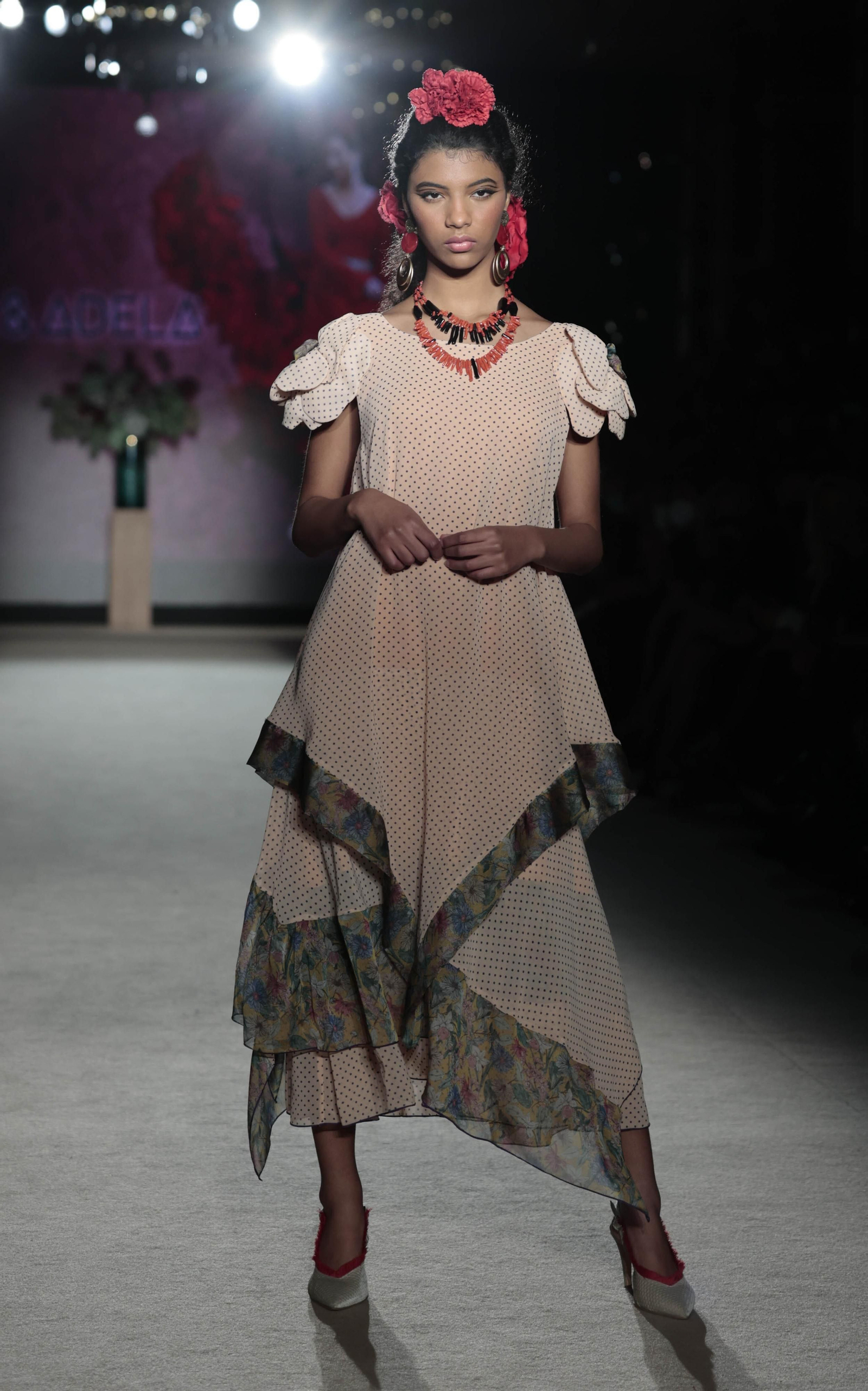 El desfile de Ángela y Adela en We Love flamenco, todas las fotos