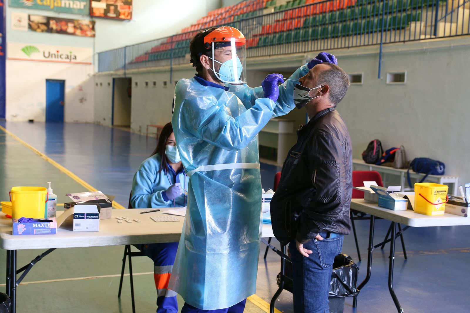Salud notifica el segundo peor registro de la pandemia en Almería: más de 900 positivos