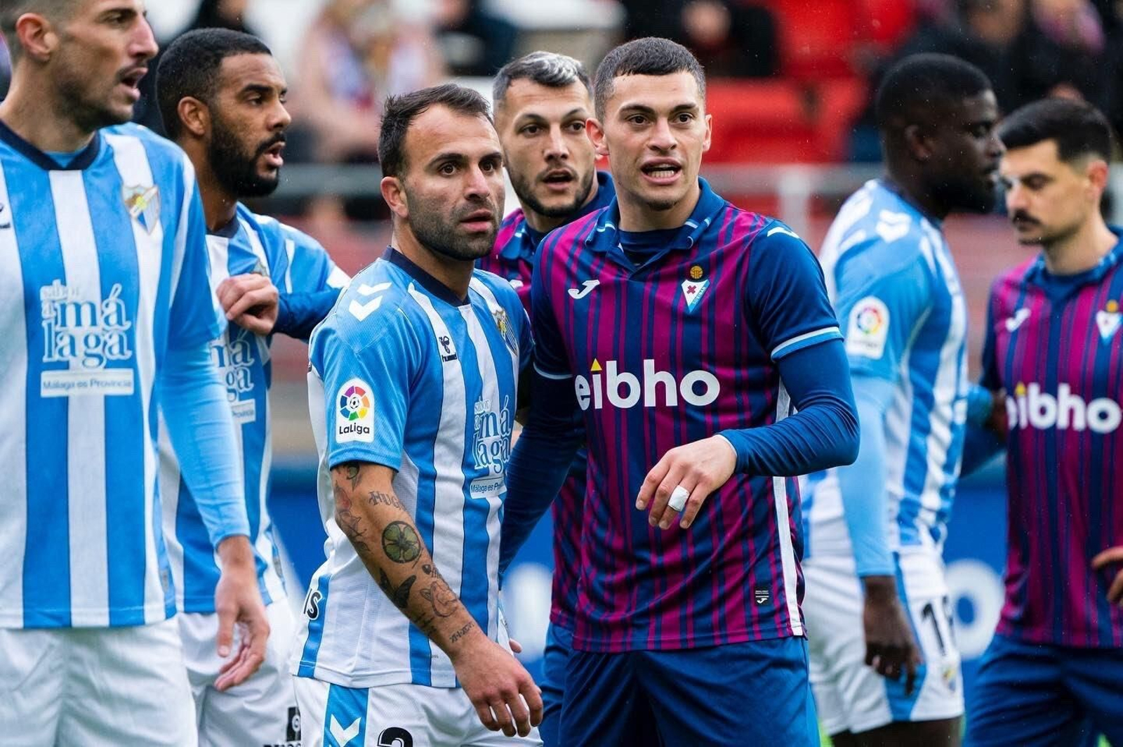 Yanis Rahmani, durante el partido Eibar - Málaga