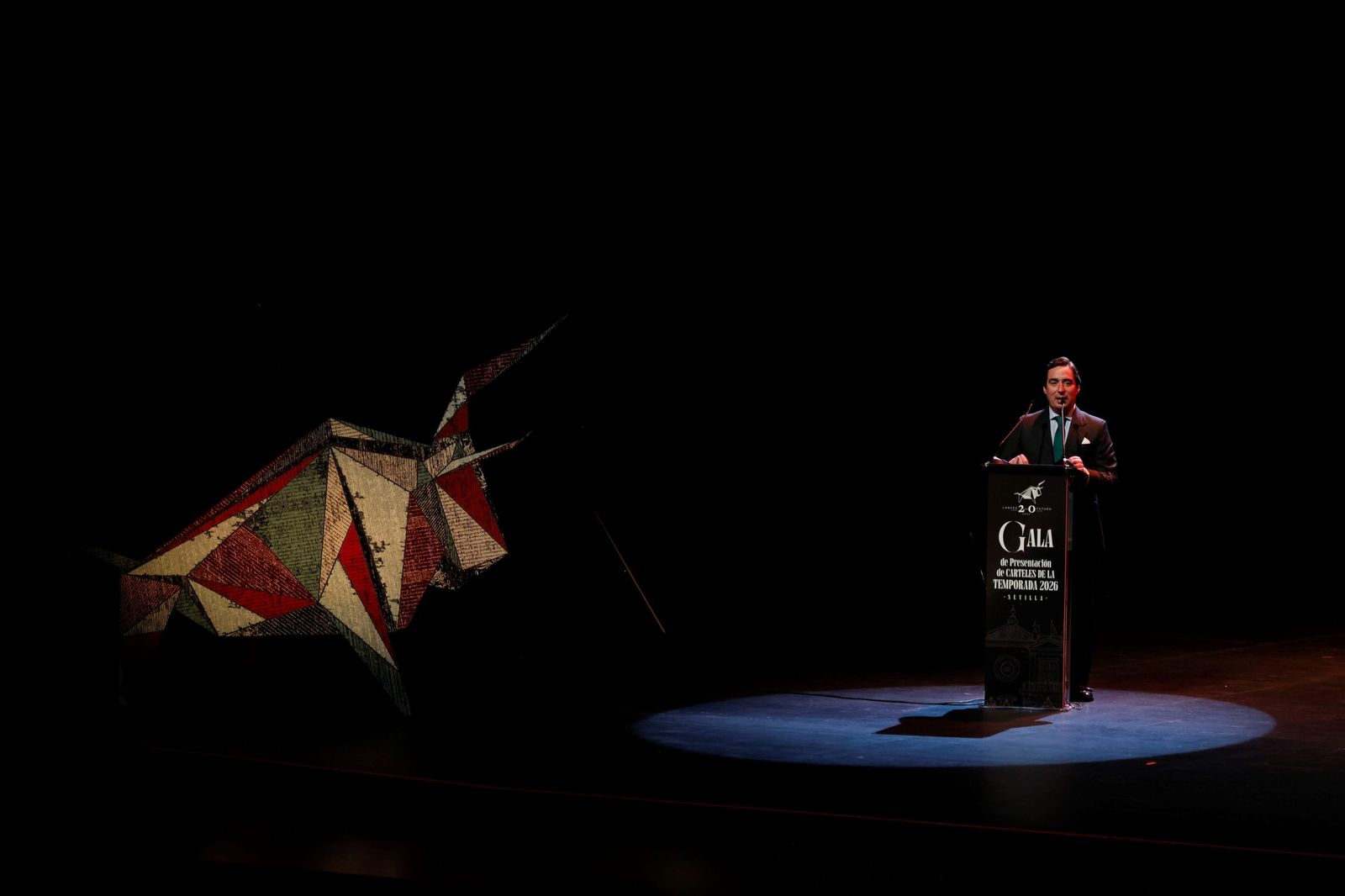 Garzón abre una nueva etapa al frente de la plaza de la Maestranza.